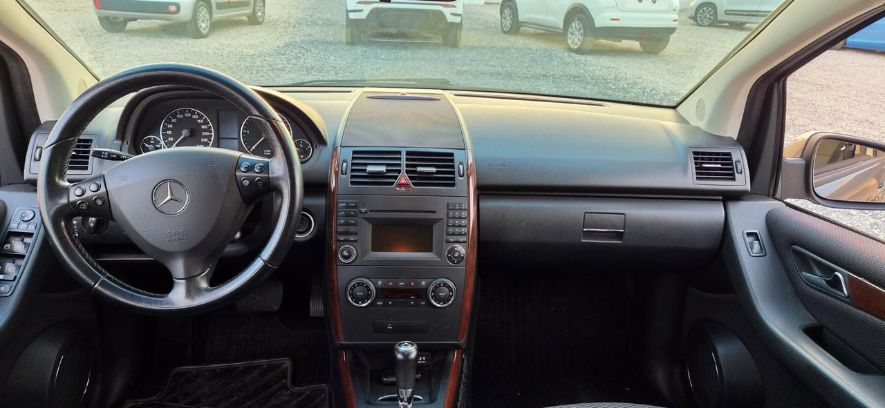 Mercedes-benz A 180 CDI Style automatico