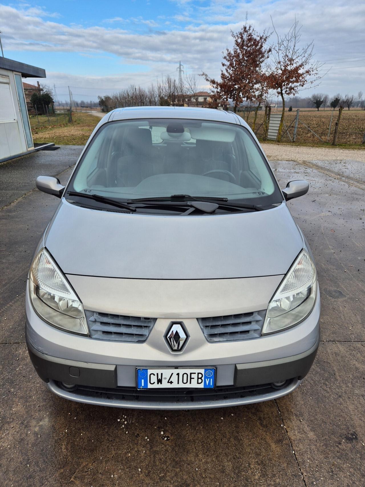 Renault Scenic Scénic 1.5 dCi/100CV Confort neopat