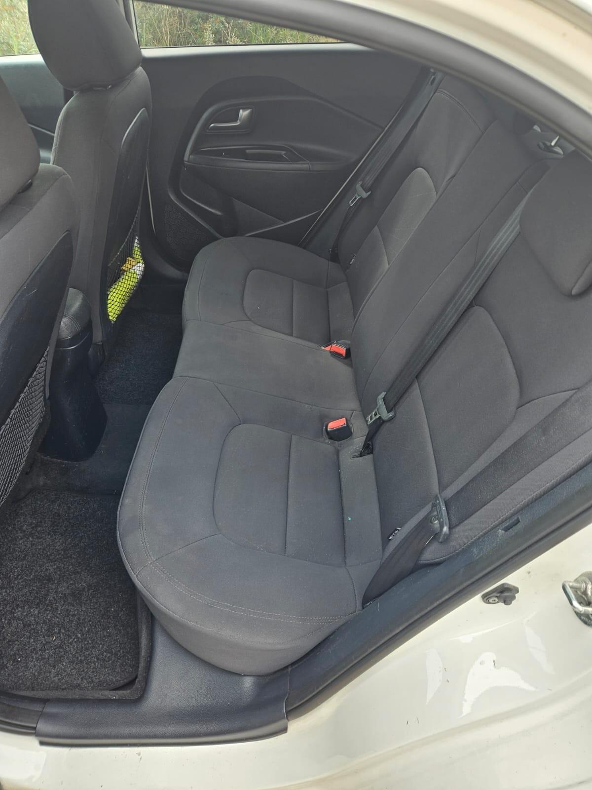 Kia Rio 1.1 CRDi 5p. Cool