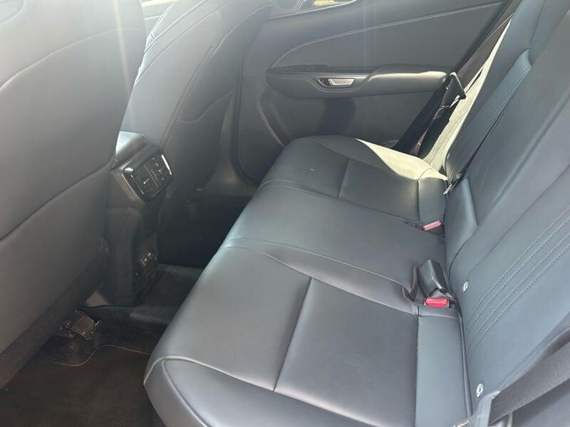 Lexus NX Plug-in Premium+ 4WD