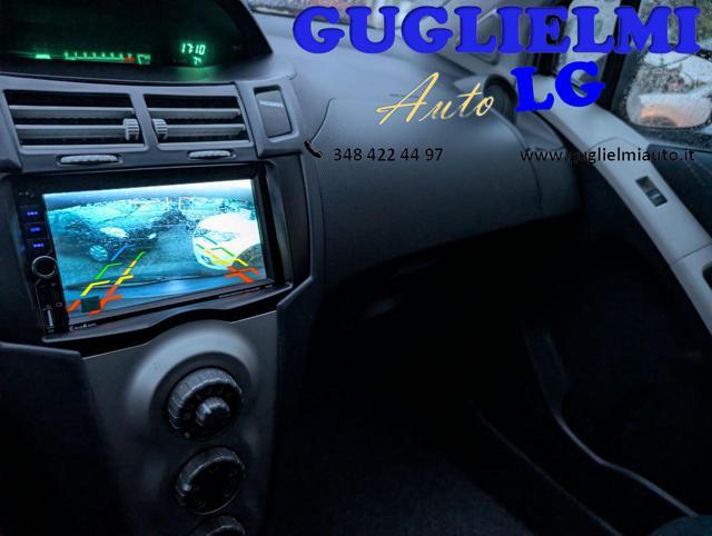 TOYOTA Yaris 1.3 5 porte Sol