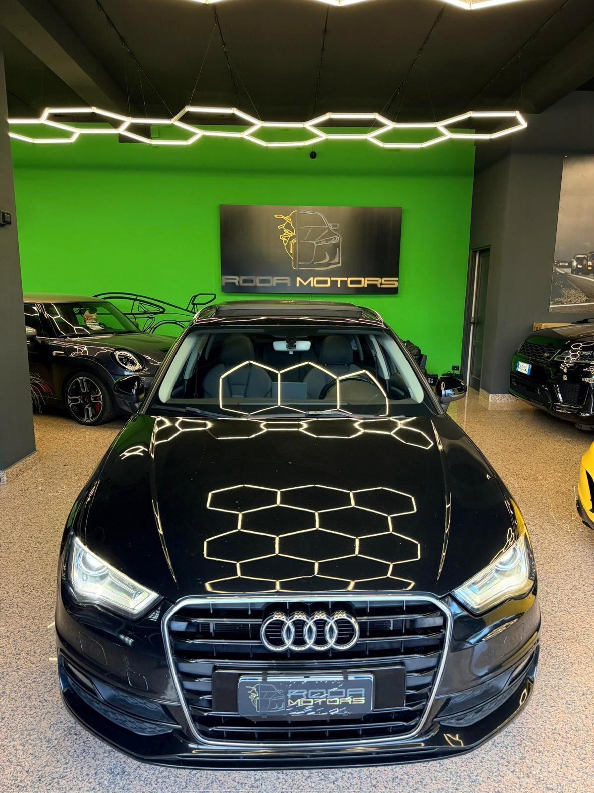 Audi A3 SPB CON TETTO 1.6 TDI S-Line