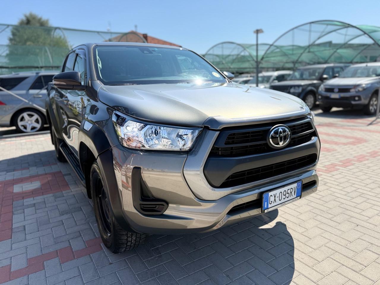 Toyota Hilux 2.8 D-4D 4WD 4 porte Double Cab Comfort