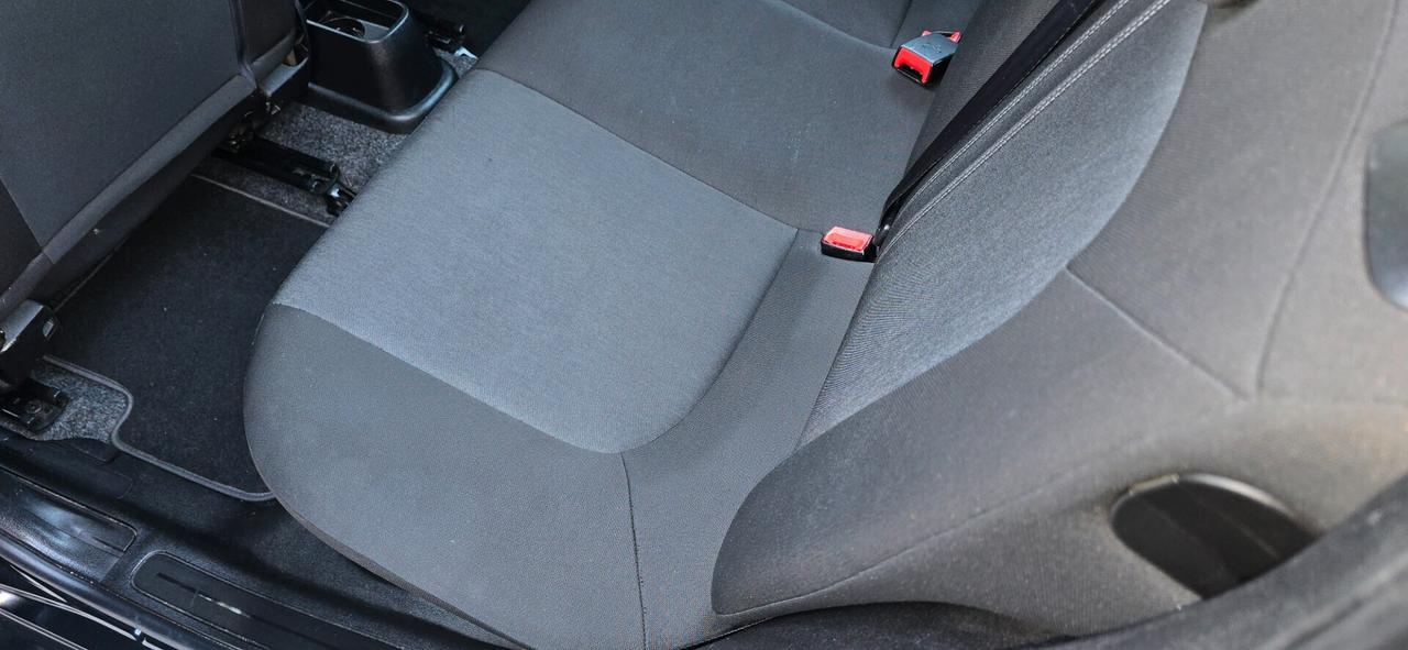 Fiat Punto 1.3 MJT euro 6.b catena distribuzione nuova e frezione nuova