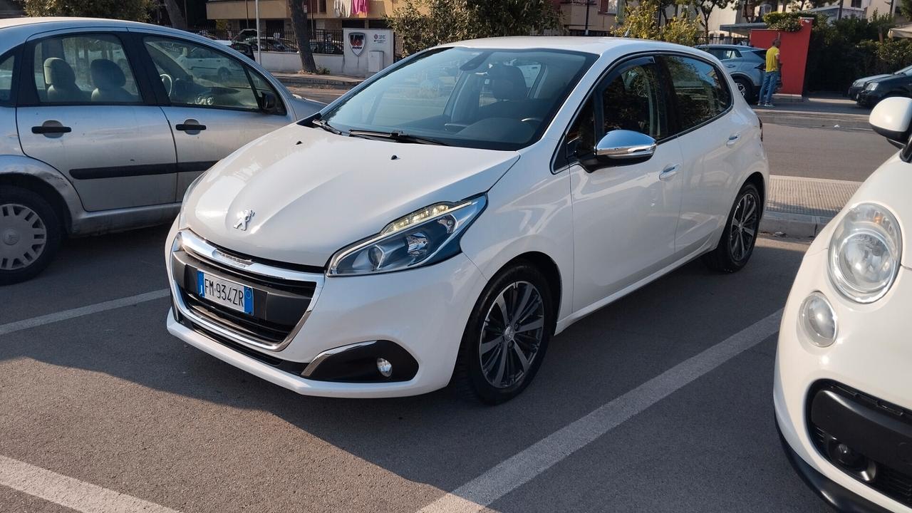 PEUGEOT 208 1.6 DIESEL-RETROC-NAVI-GARANZIA FULL