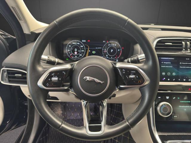 JAGUAR XE 2.0 D 180 CV AWD aut. SE