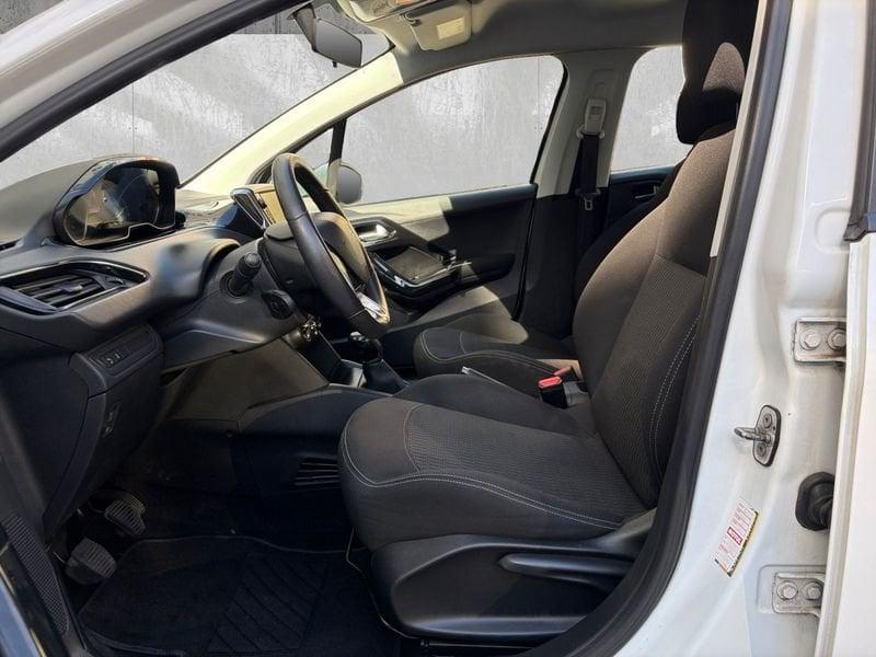 Peugeot 208 5p 1.2 puretech Active 82cv