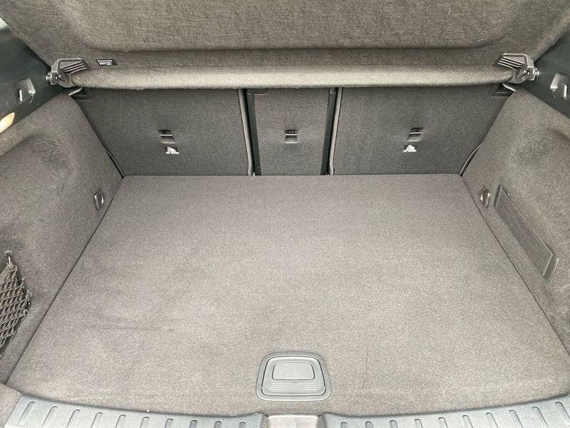 Mercedes-Benz EQA 300 Progressive Advanced 4matic