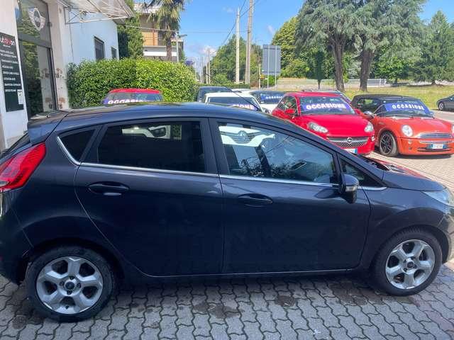 Ford Fiesta Fiesta 5p 1.4 16v + Gpl