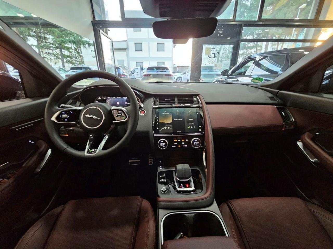 Jaguar E-Pace R-Dynamic SE Navi Camera Tetto C.20" LED BlackPack