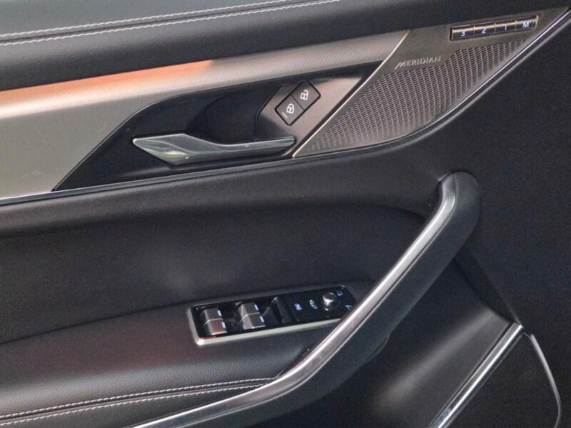 JAGUAR F-Pace (X761) F-Pace 2.0 D 204 CV ...