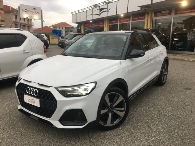 AUDI A1 citycarver TFSI S tronic Identity Contrast