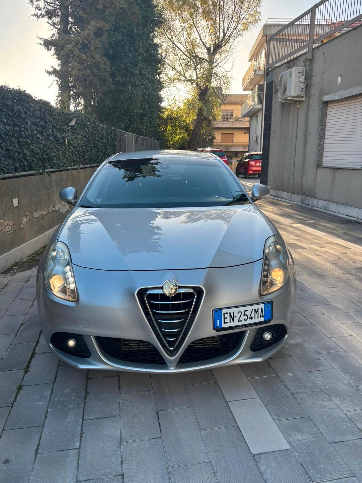 Alfa Romeo Giulietta 1.6 JTDm-2 105 CV Exclusive