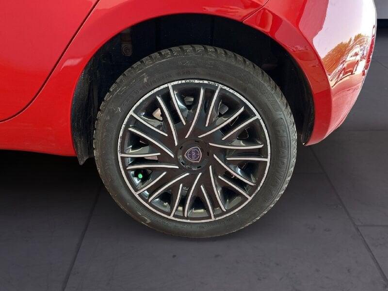 Lancia Ypsilon III 2015 1.0 hybrid Gold s&s 70cv