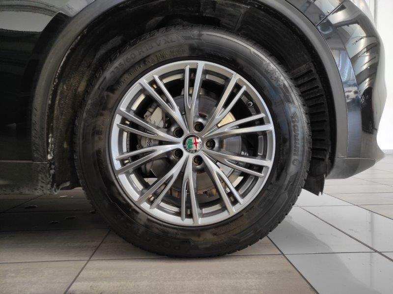 ALFA ROMEO Stelvio - Stelvio 2.2 Turbodiesel 190 CV AT8 Q4 Business