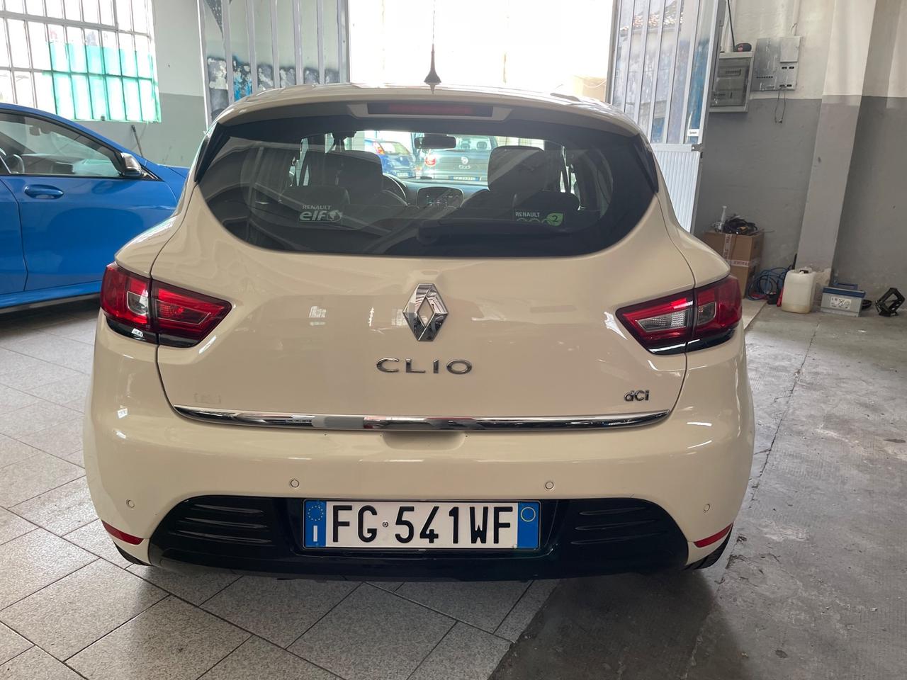 Renault Clio dCi 8V 90CV EDC Start&Stop 5 porte Energy Intens