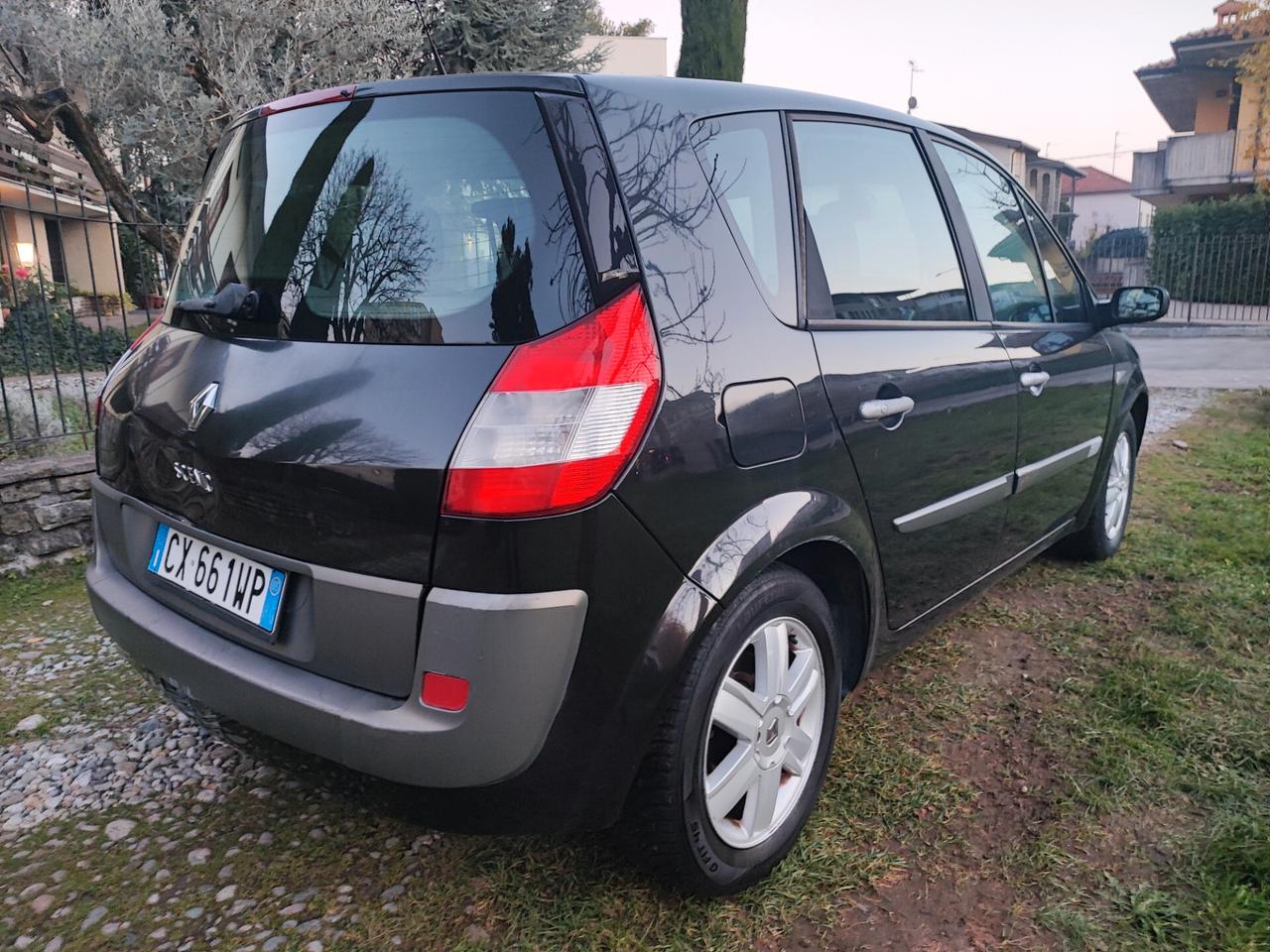 Renault Scenic 1.9 dci 130 CV