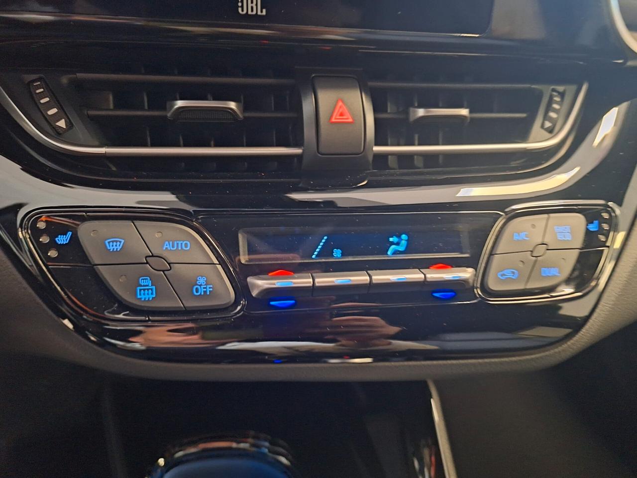Toyota C-HR 2.0 Hybrid E-CVT Lounge