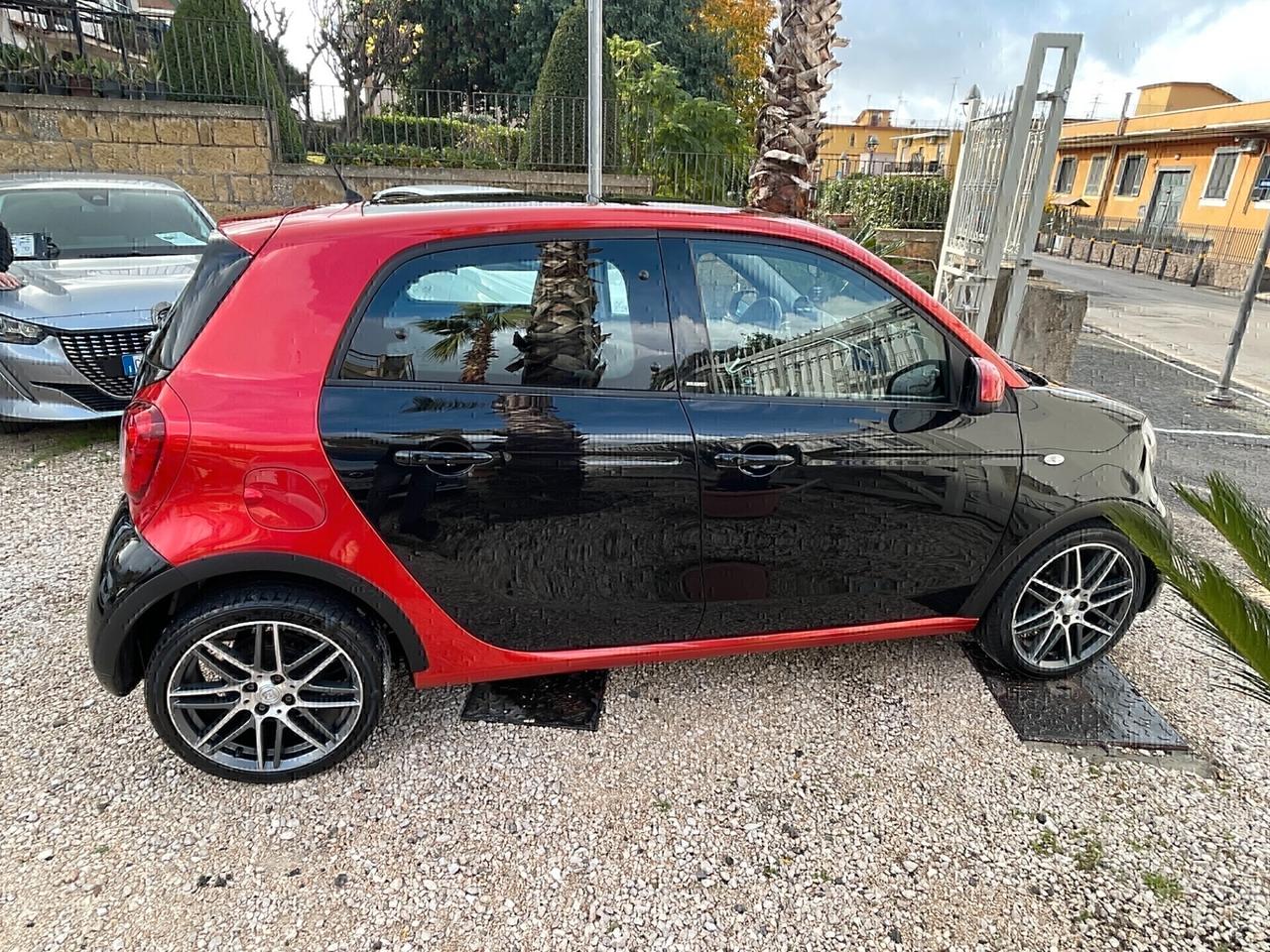 Smart ForFour BRABUS 0.9 Turbo 109 cv twinamic