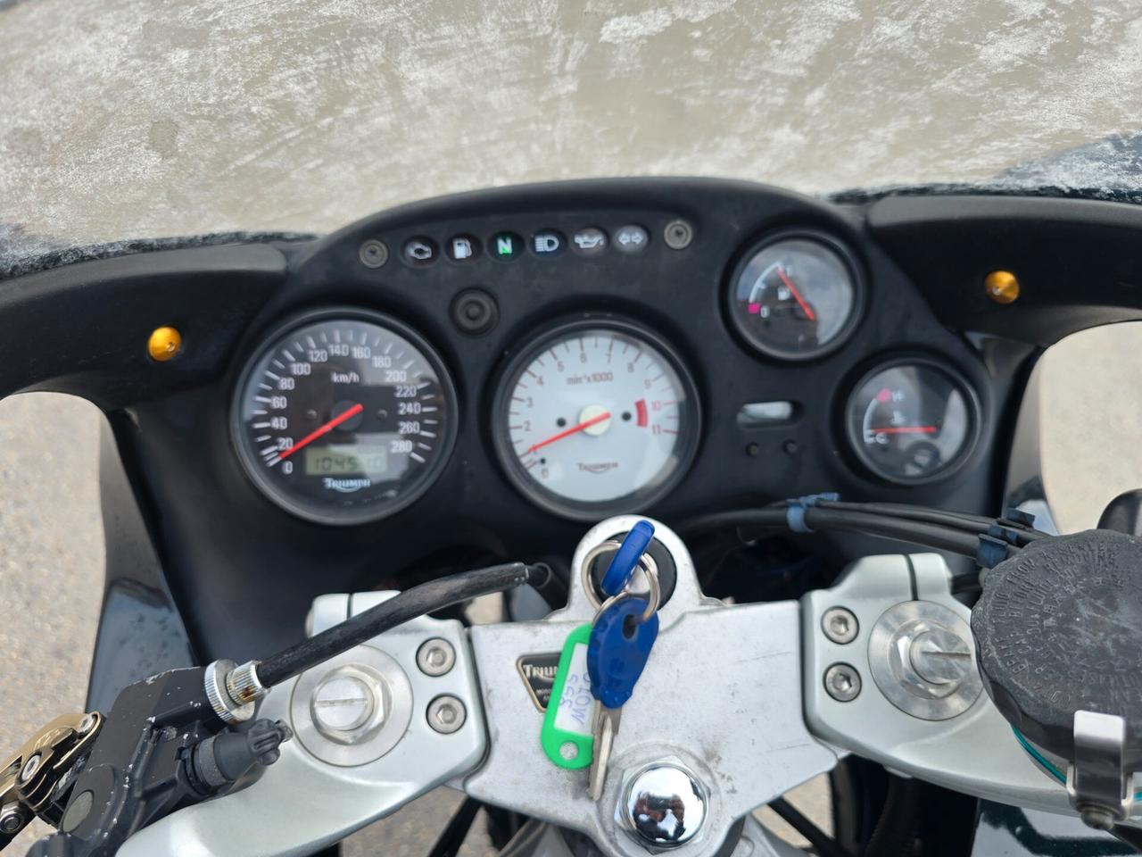 Triumph Sprint 955 ST Sport