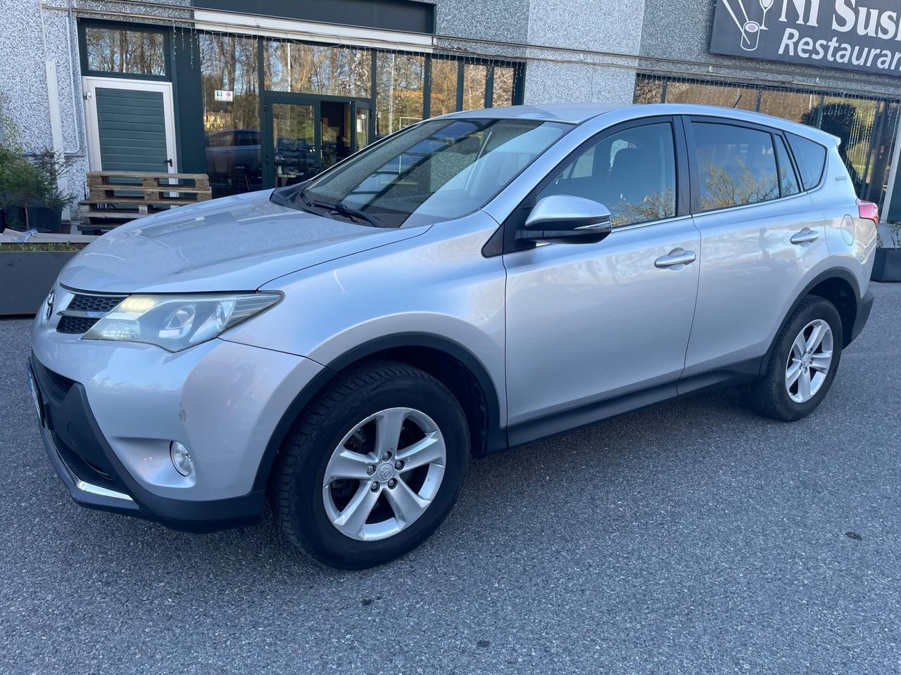 Toyota RAV 4 RAV4 2.0 D-4D 2WD*Neopatentati*Retrocamera