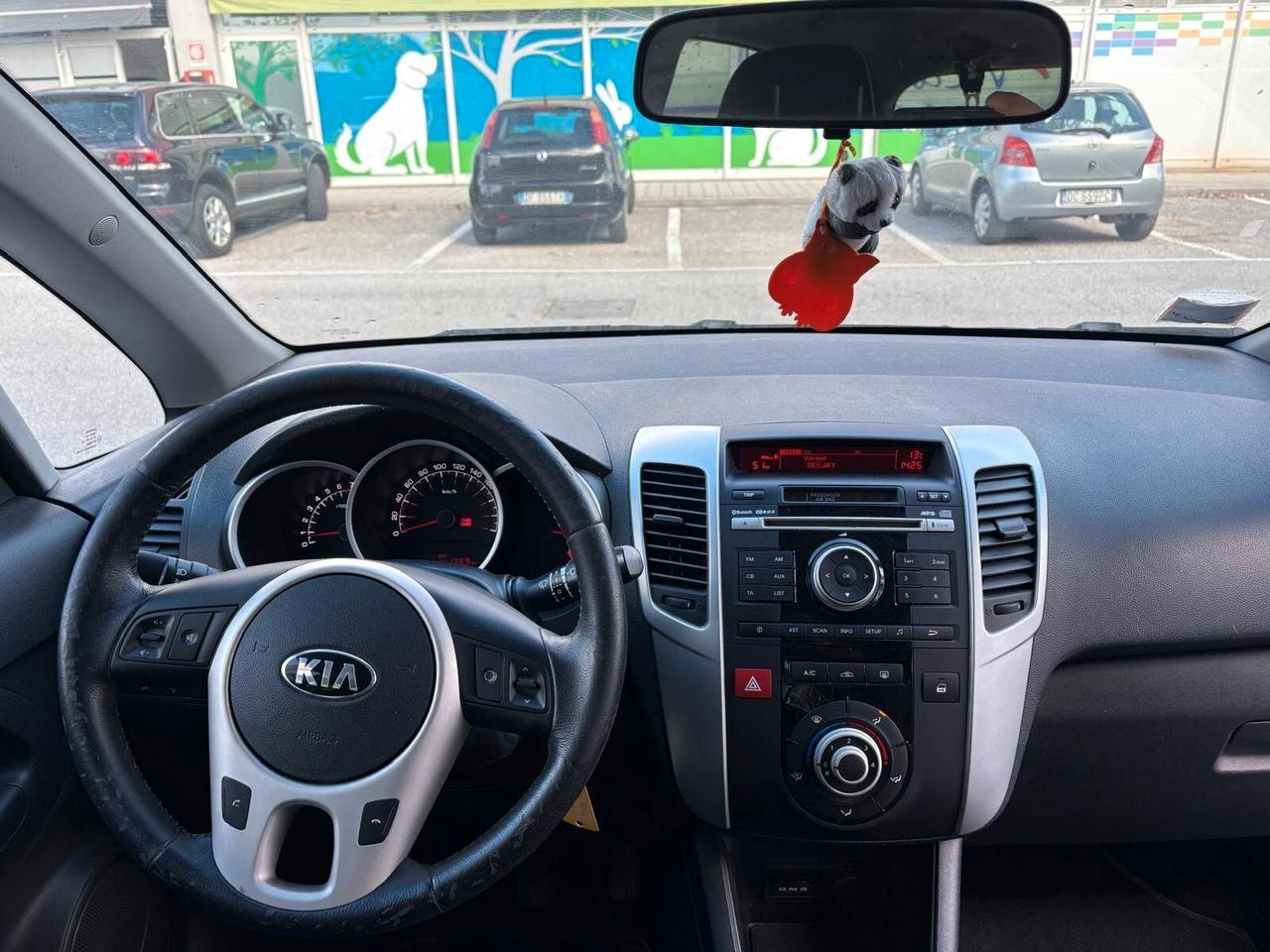 KIA Venga 1.4 Benzina ok neopatentati