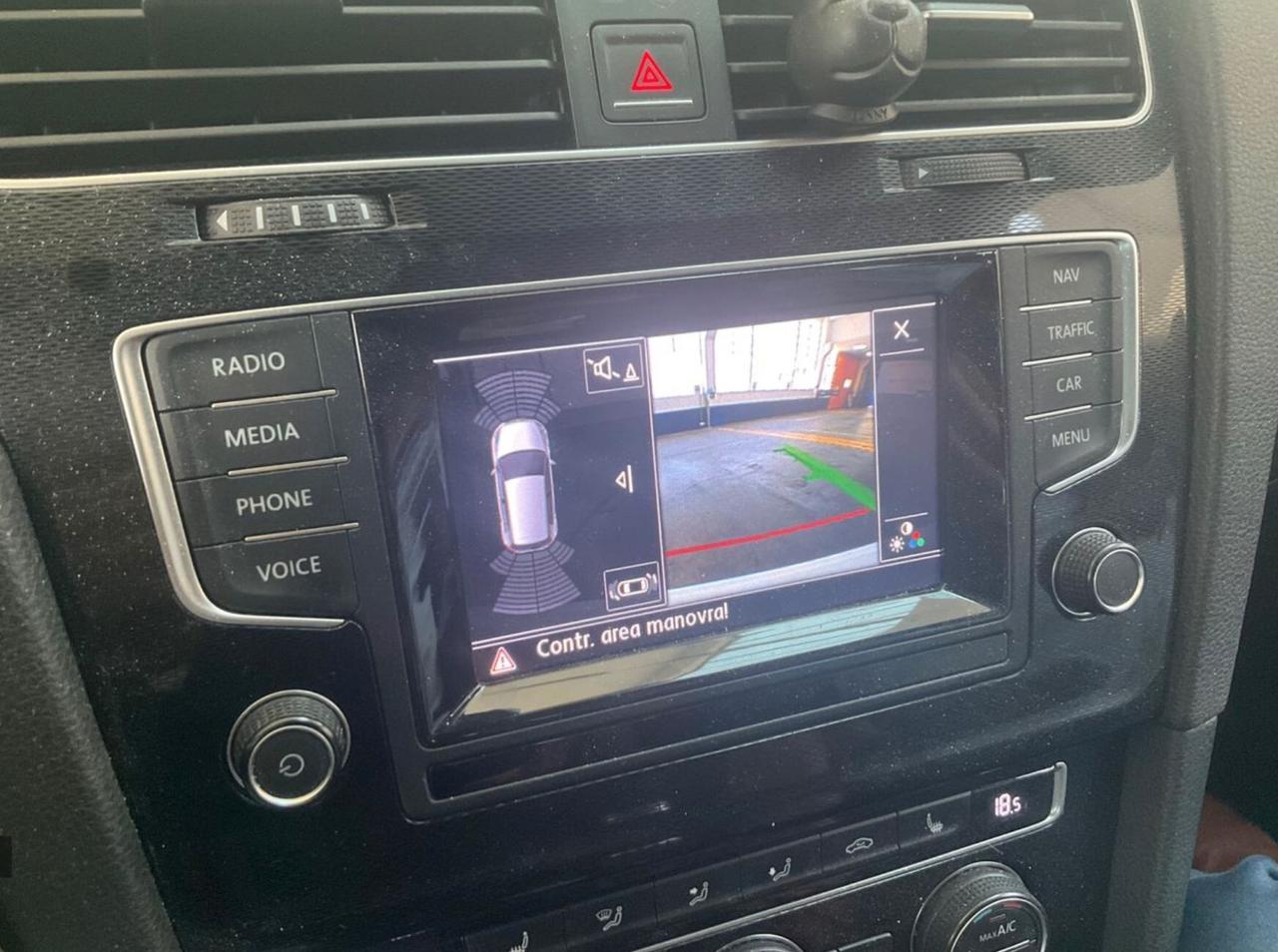 Volkswagen Golf GTI Performance 2.0 TSI DSG
