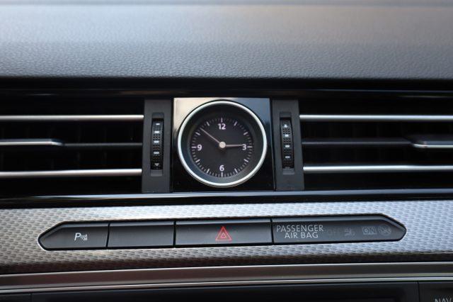 VOLKSWAGEN Passat Alltrack 2.0 BiTDI 240CV 4MOTION DSG Executive LED Pelle E6