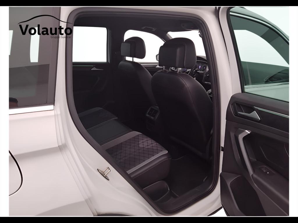 VOLKSWAGEN Tiguan II 2021 - Tiguan 1.5 tsi R-Line 150cv dsg