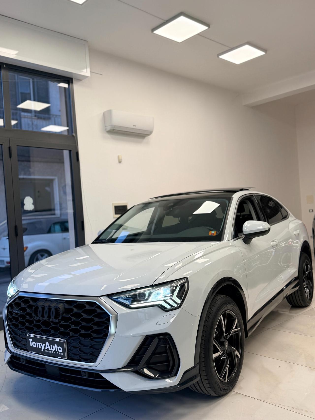 Audi Q3 SPB 40 TDI quattro S tronic 190 C.V CON TETTO APRIBILE,VIRTUAL COCKPIT,APPLE CARPLAY,TELECAMERA