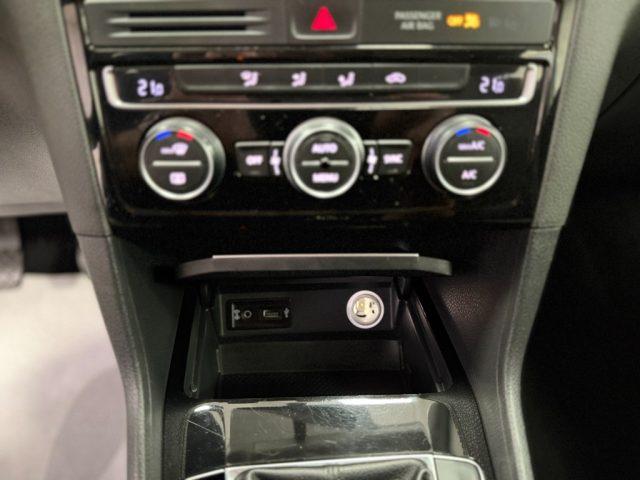 VOLKSWAGEN Golf Sportsvan 1.6 TDI 110CV Highline BlueMotion Technology