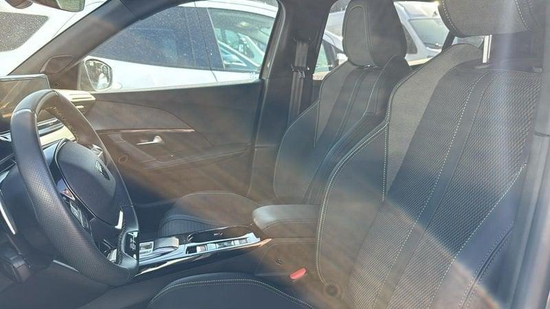 Peugeot 2008 130 EAT8 GT S/S