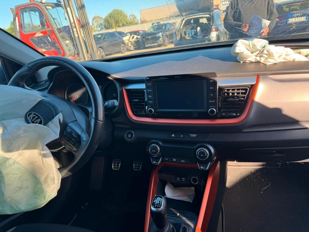 Kia Stonic T-GDi 120cv 2017 - incidentata