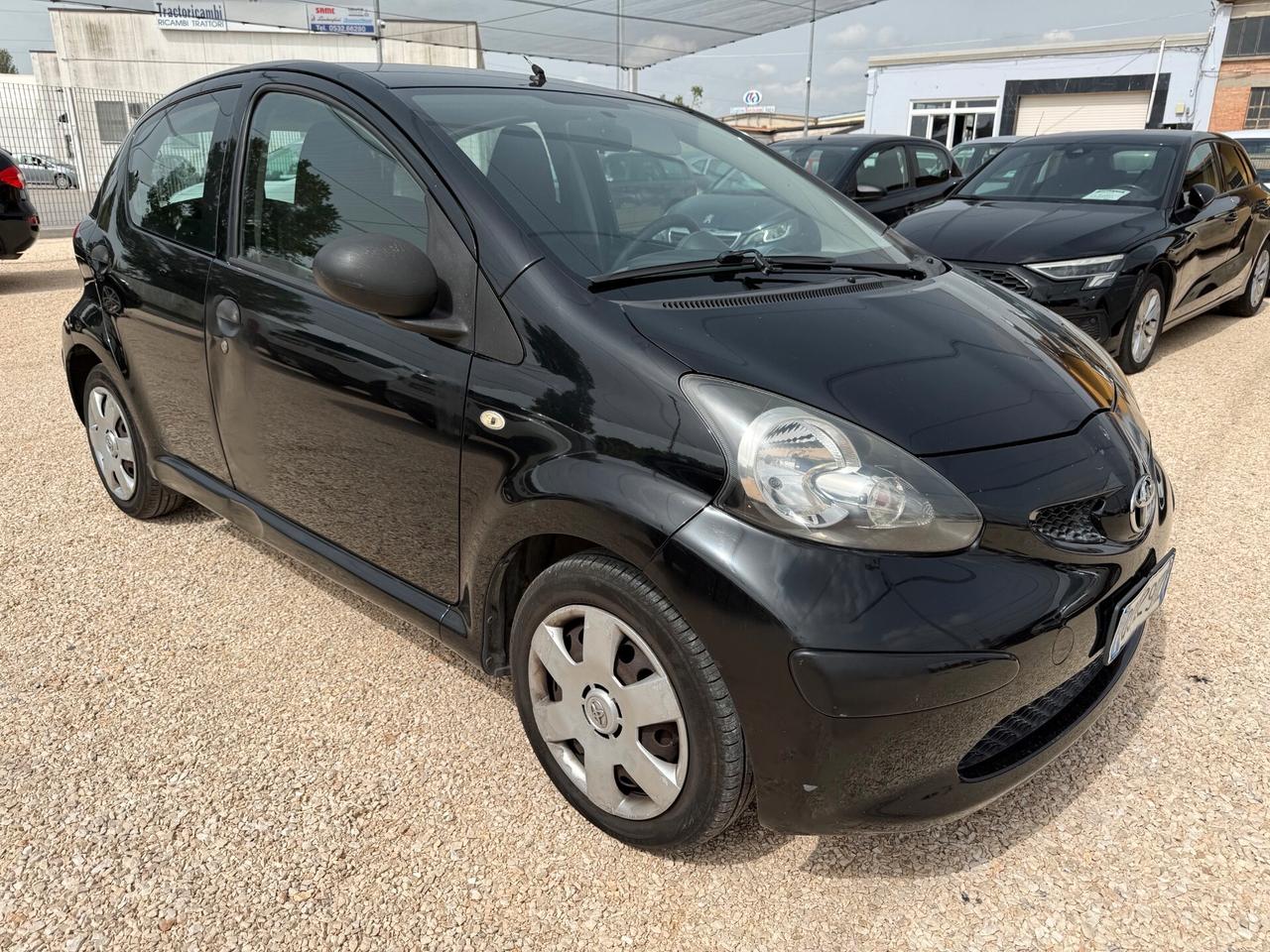 Toyota Aygo 1.0 12V VVT-i 5 porte Now