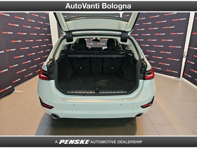 BMW Serie 3 320d 48V Touring Business Advantage