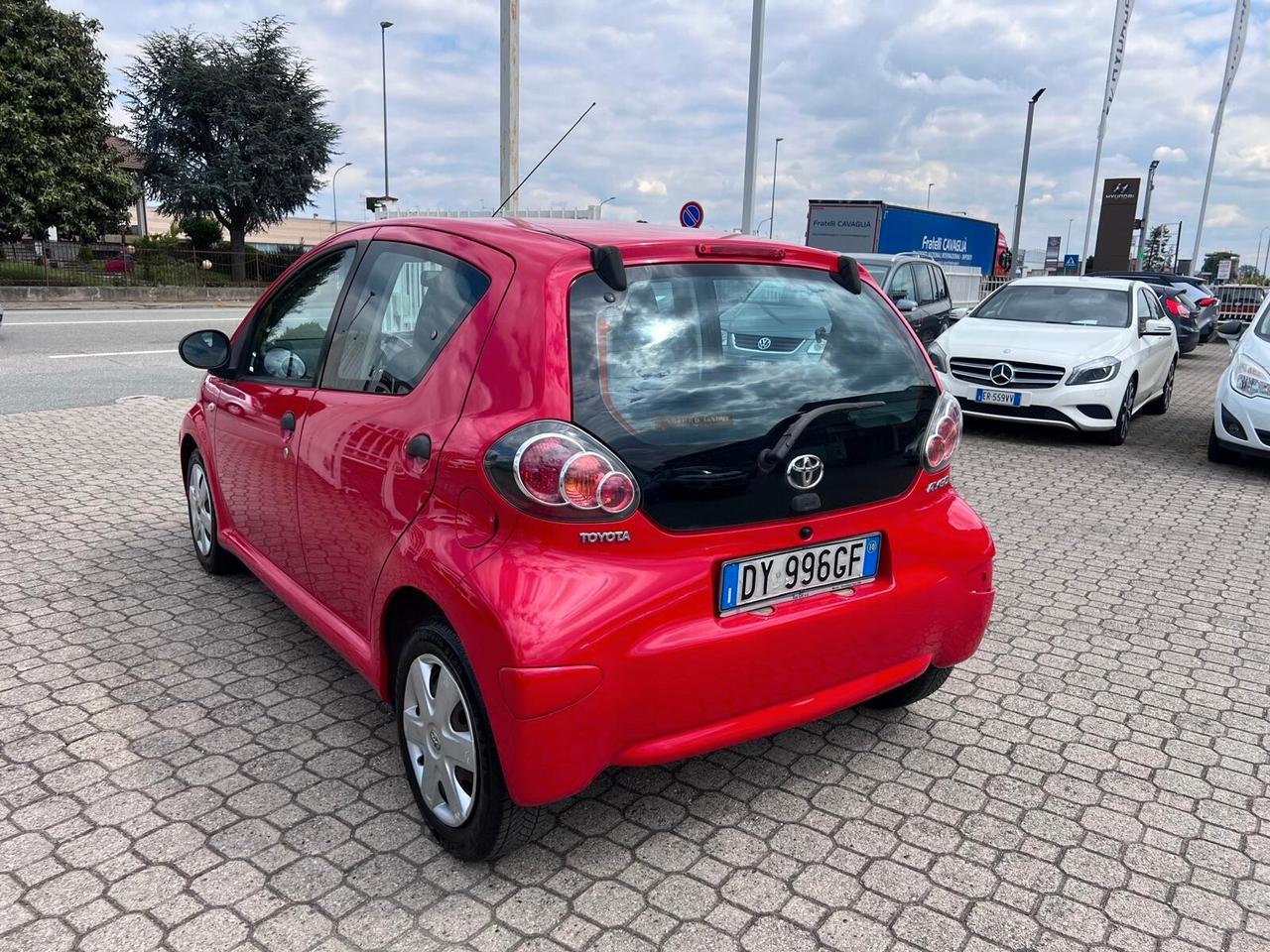 Toyota Aygo 1.0 12V VVT-i 5 porte Now