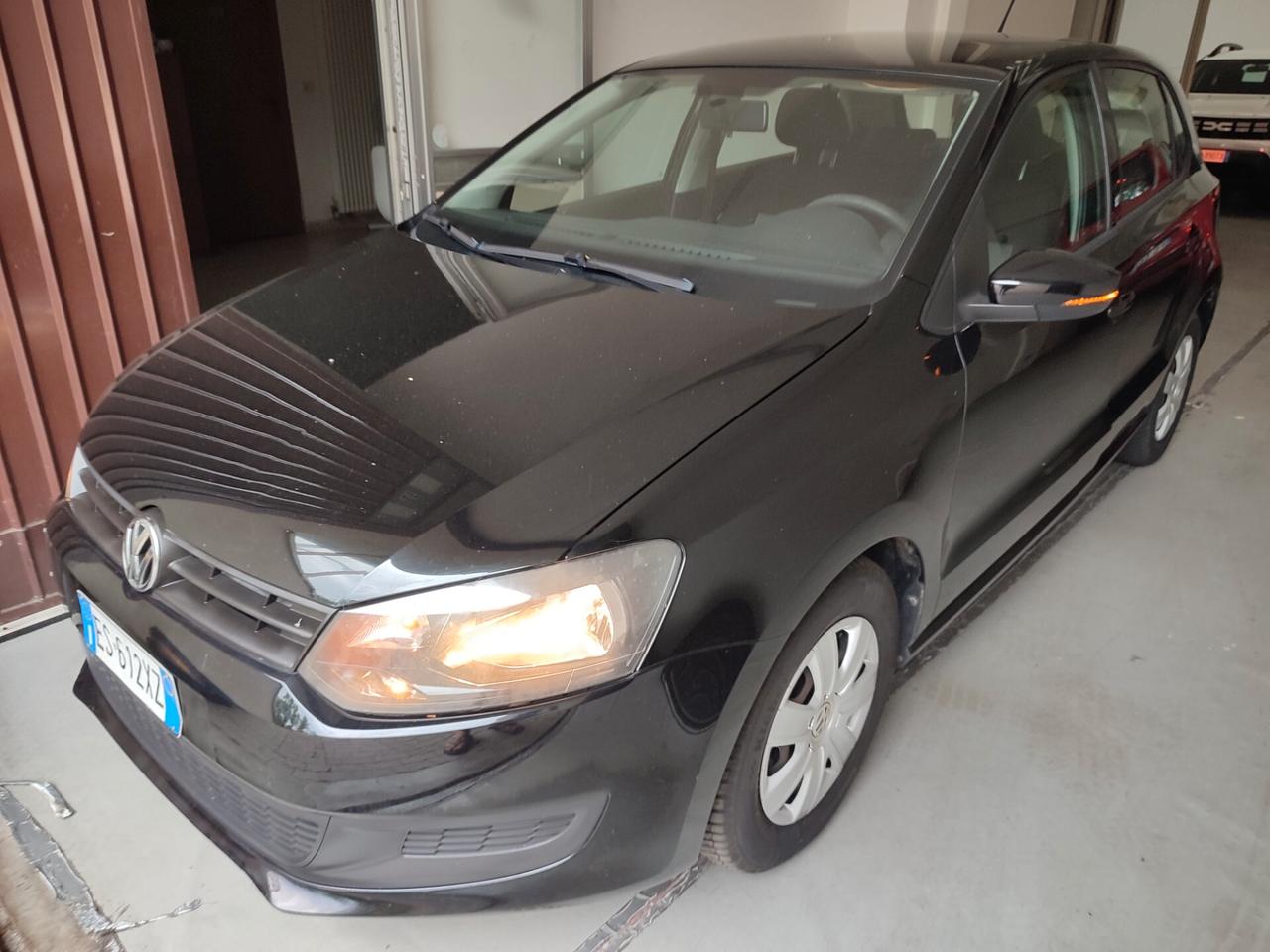 VOLKSWAGEN POLO 2014 1.2BENZINA GOMMATA ED TAGLIANDATA