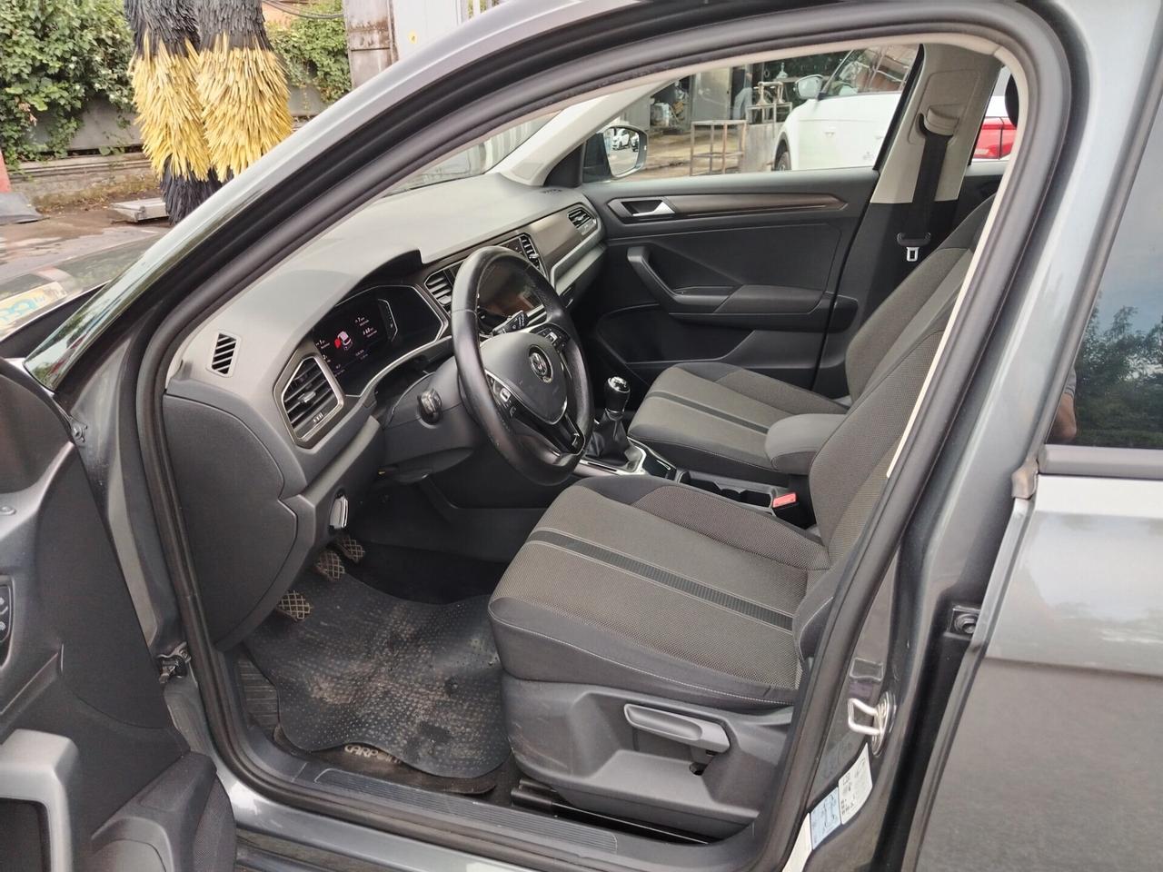 Volkswagen T-Roc 1.6 TDI SCR Advanced BlueMotion Technology