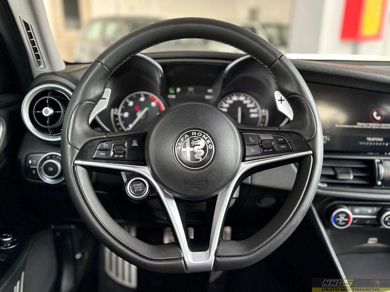 Alfa Romeo Giulia Giulia 2.2 Turbodiesel 210 CV AT8 AWD Q4 Veloce