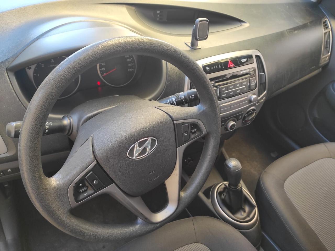 HYUNDAI I20 5 PORTE 1100 DIESEL MOTORE NUOVO