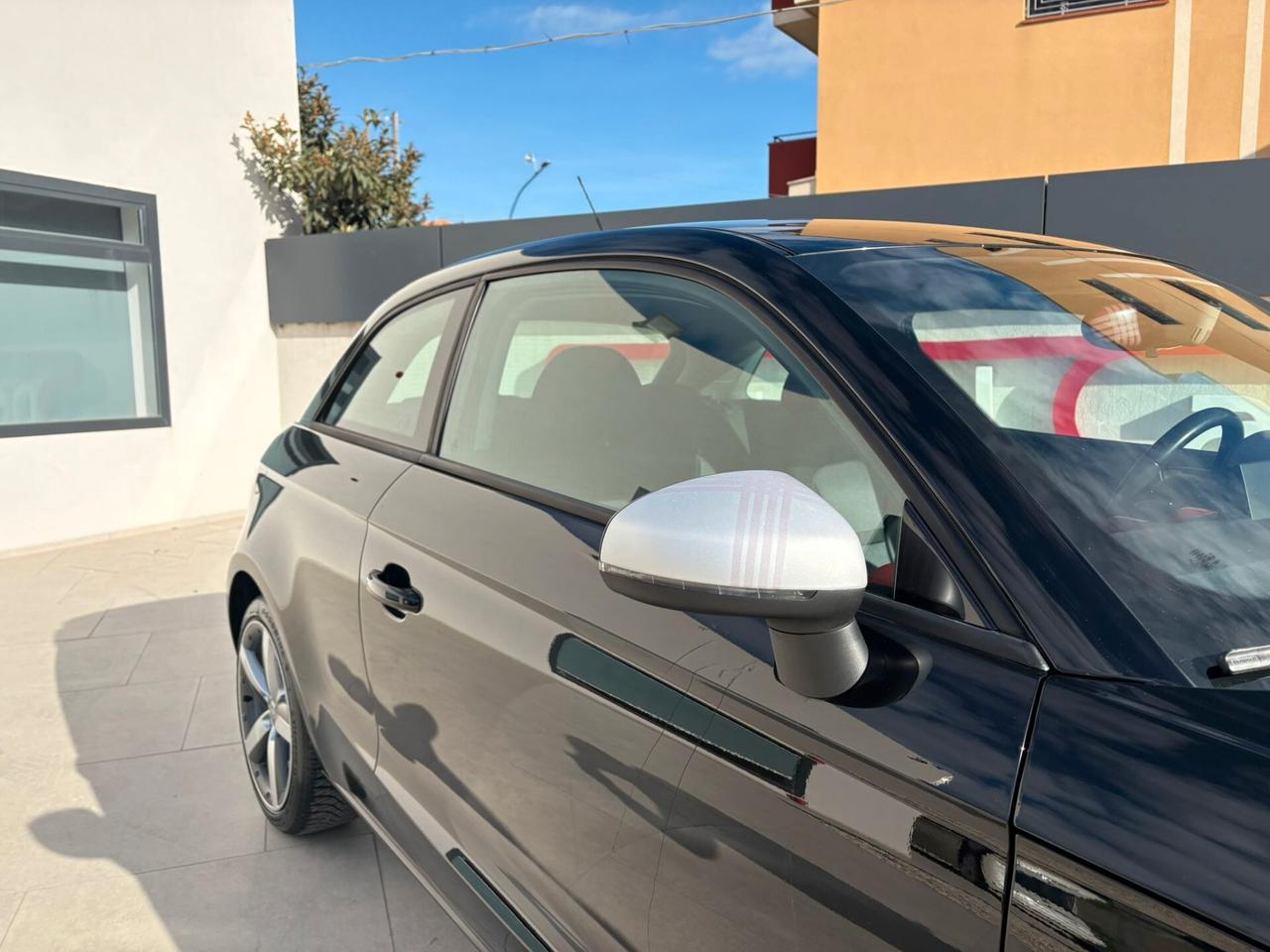 Audi A1 1.6 TDI 90CV S-LINE