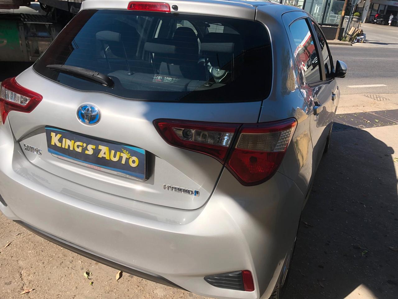 Toyota Yaris 1.5 Hybrid 5 porte Cool