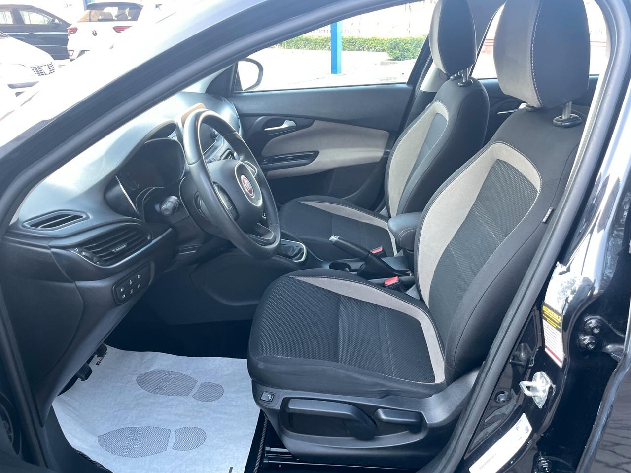 Fiat Tipo 1.6 Mjt S&S SW Lounge---KM CERTIFICATI IN FATTURA--