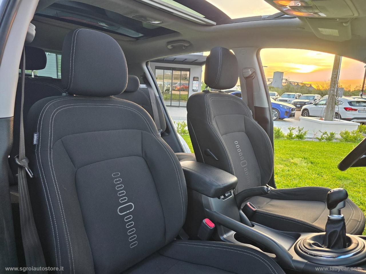 KIA Sportage 1.7 CRDI 2WD Class TETTO PANORAMICO APRIBILE