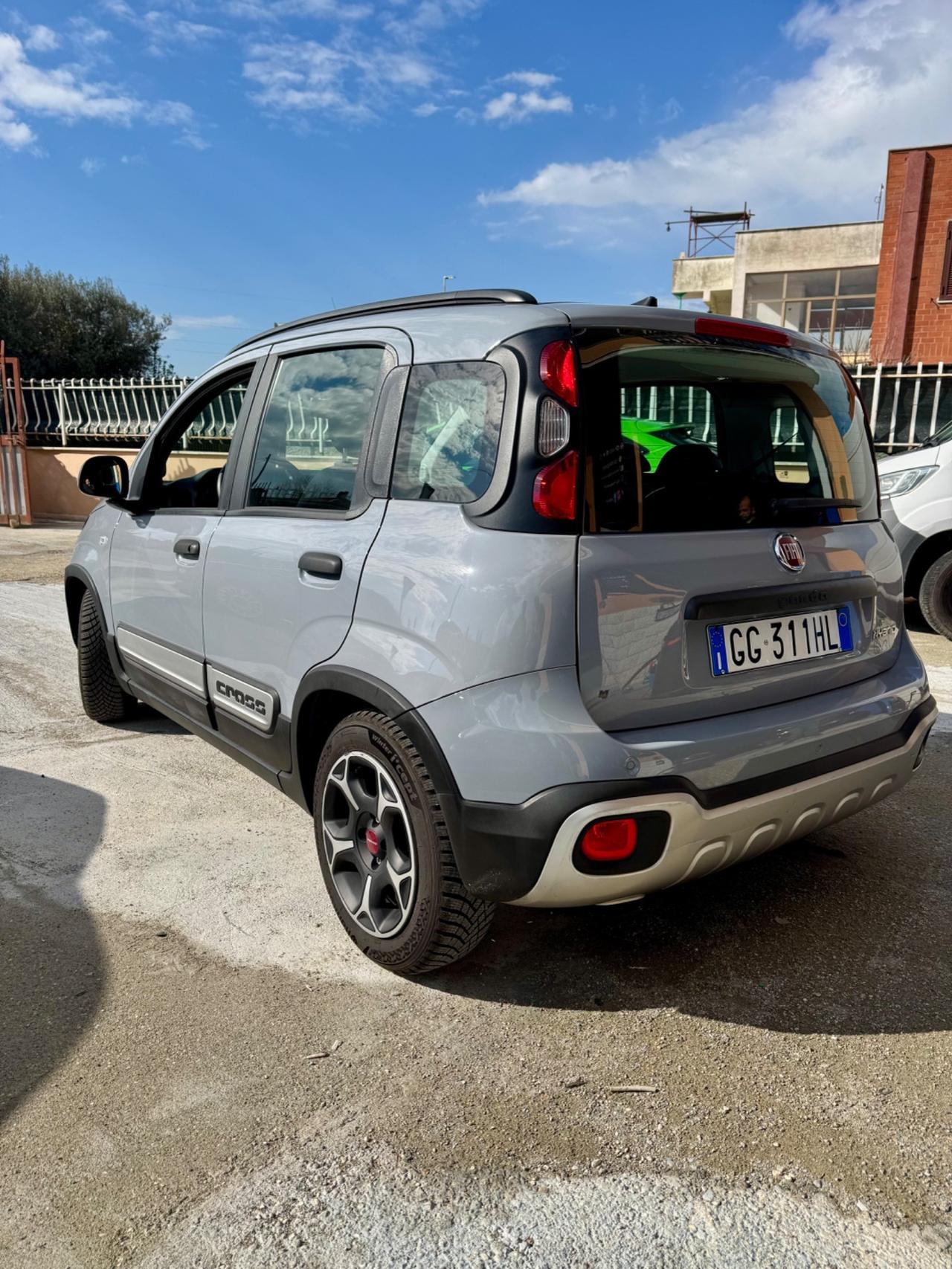 Fiat Panda 1.0 FireFly S&S Hybrid City Cross