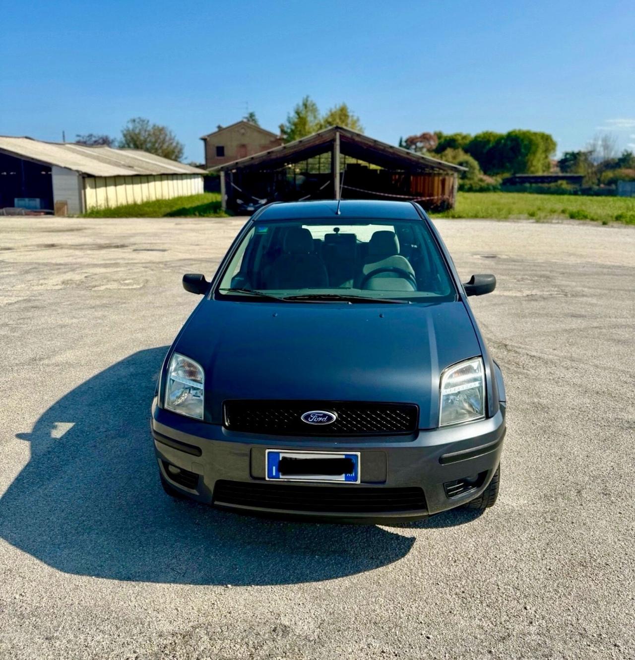 Ford fusion 1.4 benzina 80cv neopatentati 5porte