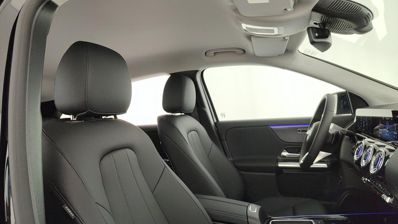 Mercedes-Benz GLA 200 d automatic