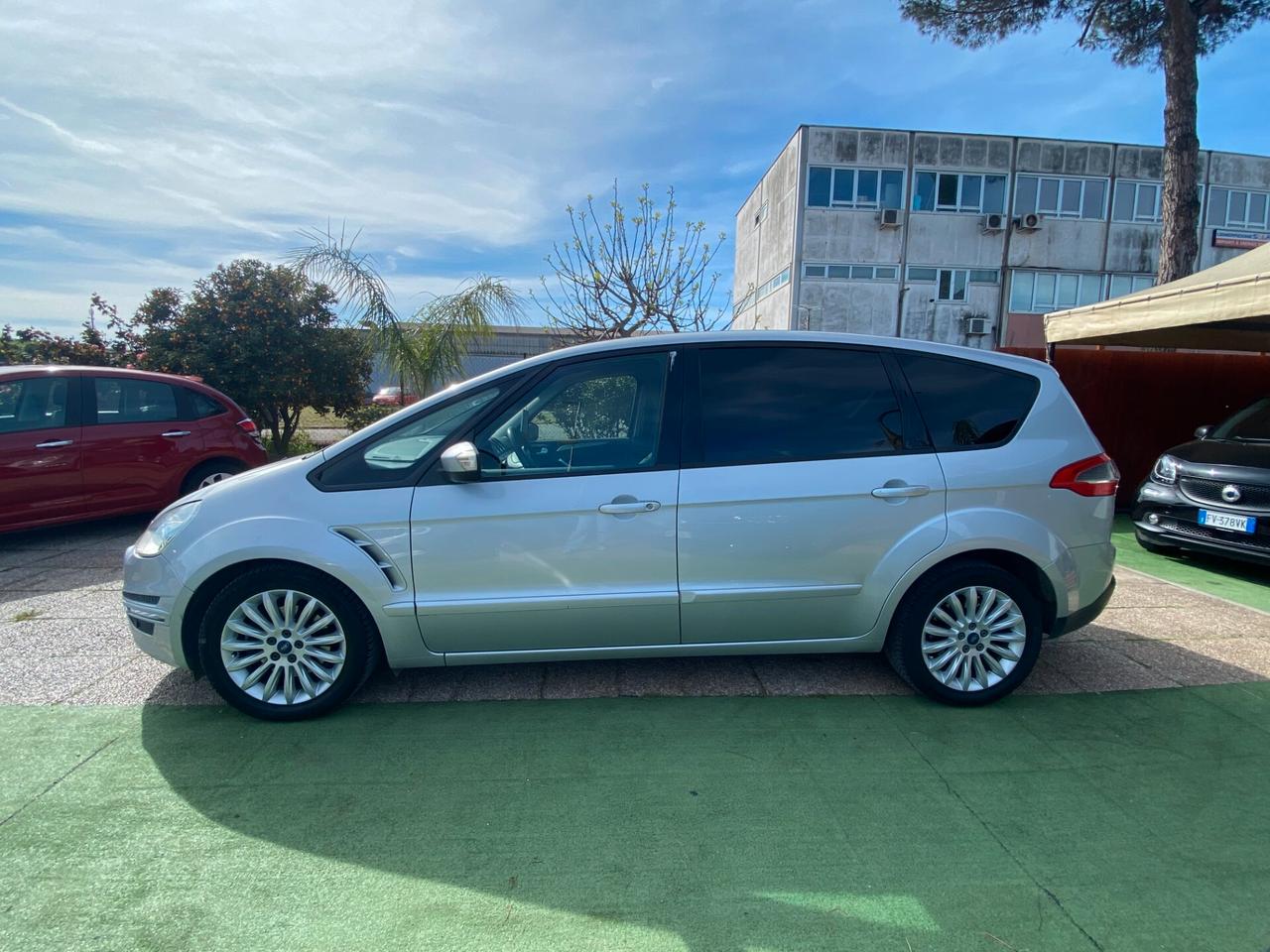 Ford S-Max 2.0 TDCi 140CV Powershift Nav Edition