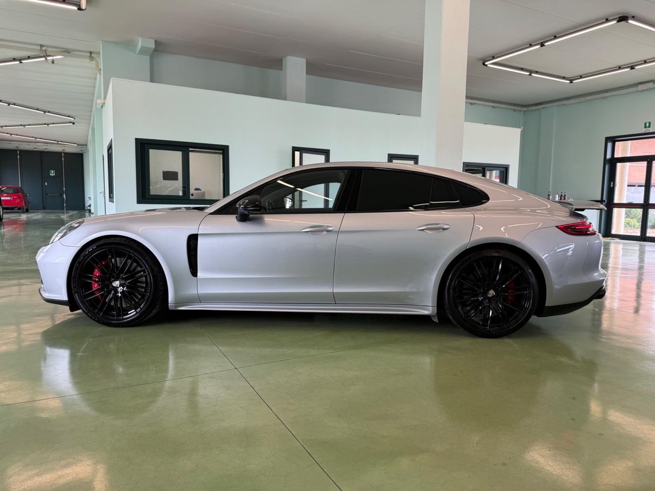Porsche Panamera 4.0 Turbo