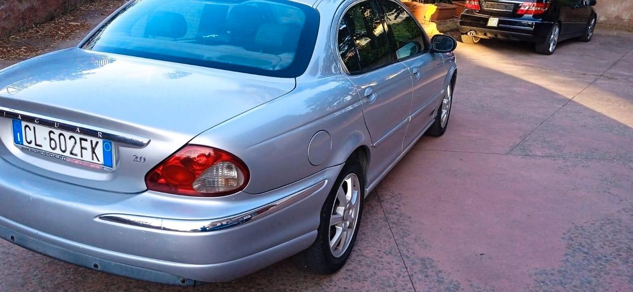 Jaguar X-Type 2.0D - 2003